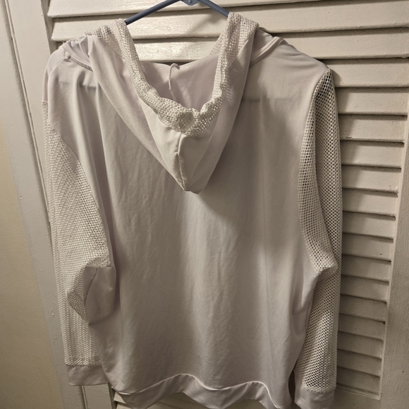 Daisy Fuentes White Hooded Long Sleeve Top with Mesh Arm Details - Picture 7 of 11